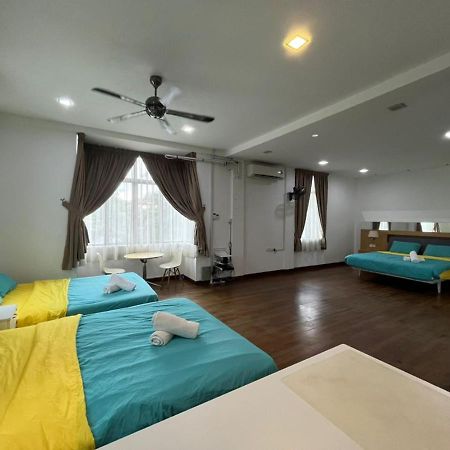 Bluwater Grande Villa 9 By Vale Pine Seri Kembangan Kültér fotó